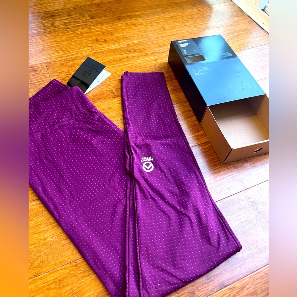 womens.net tight north face new with tags
